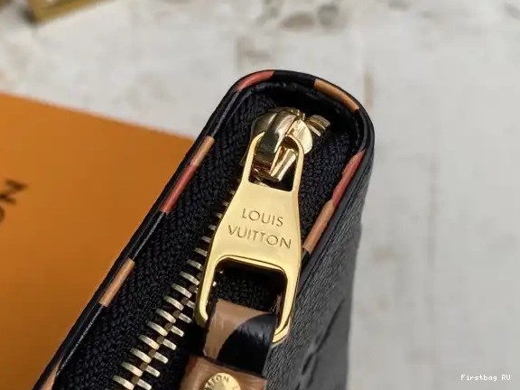 Firstbag VUITTON WALLET LOUIS ZIPPY 0501
